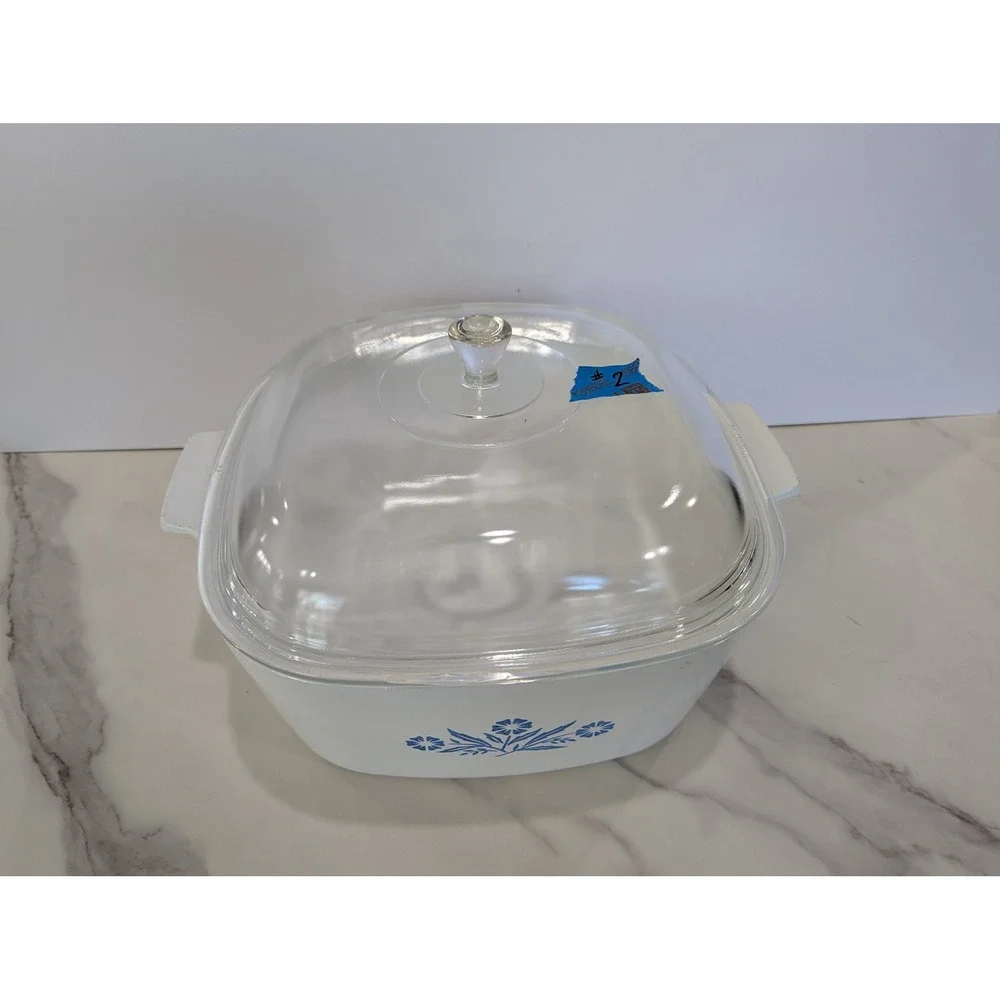 Vintage Casserole Dish 4 qt White Cornflower Blue Corning Ware Lid
